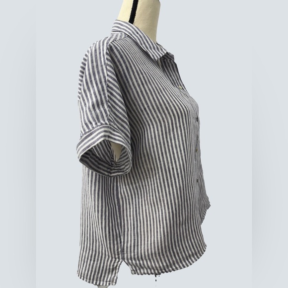 Tahari button down shirt, woman, short sleeve, perfect conditions! Size M - Picture 3 of 7